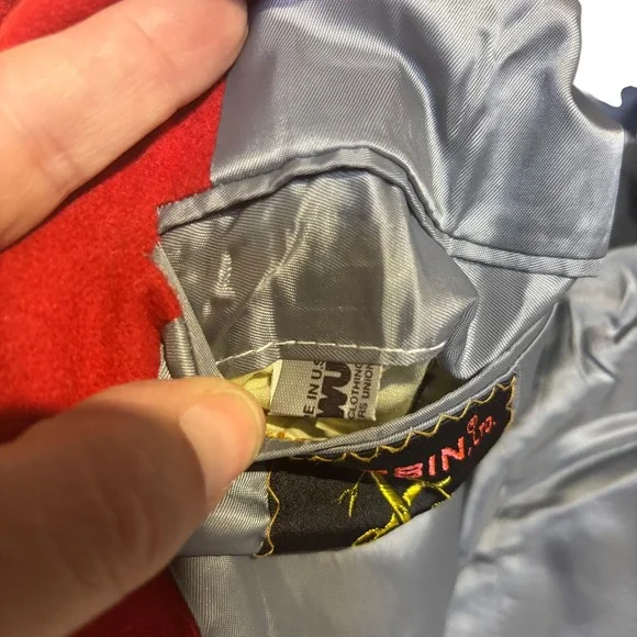 Elegant Red Women's Blazer - Picture 7 of 13